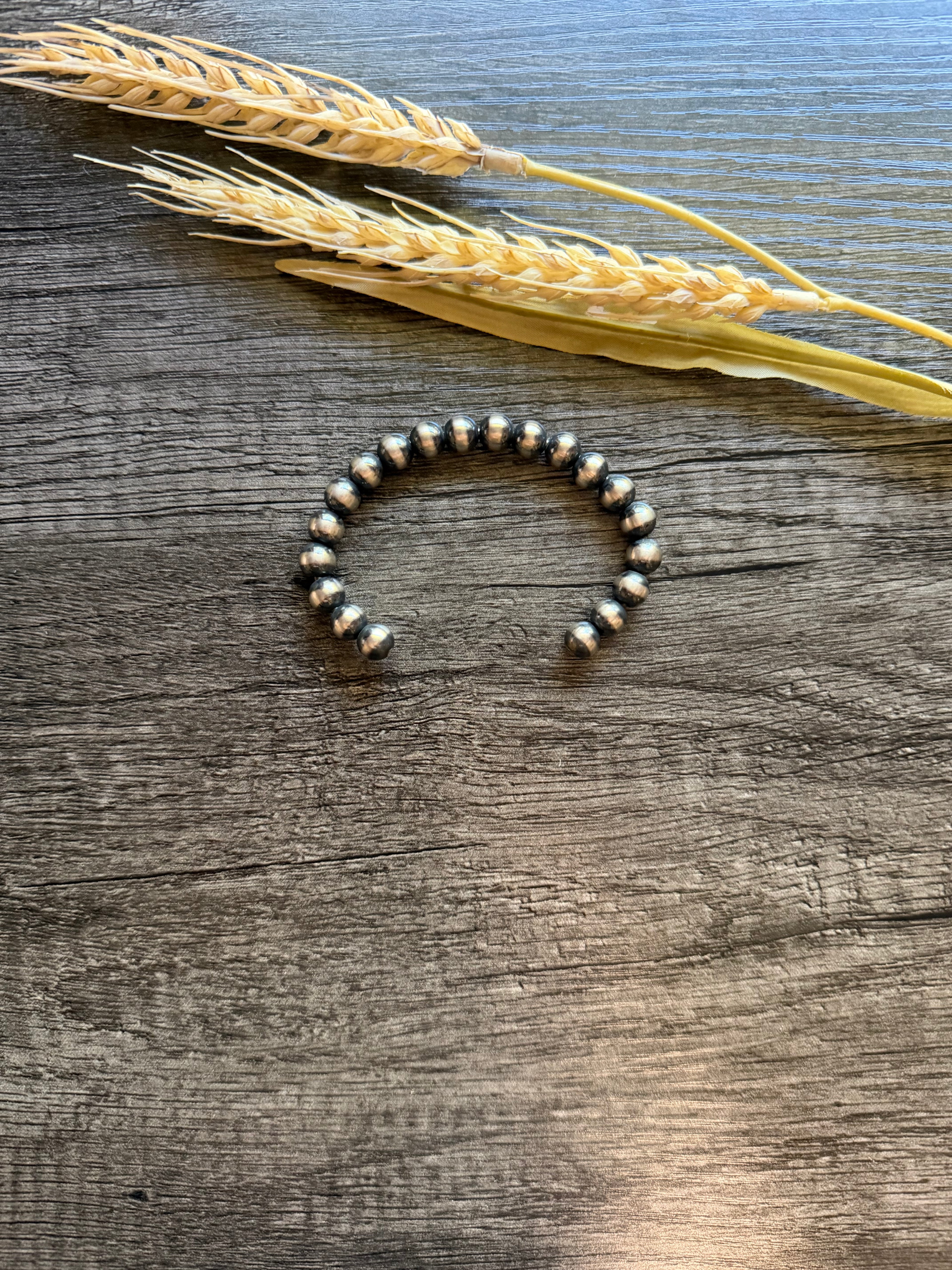 8MM Pearl Cuff